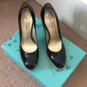 Jessica Simpson black patent pumps